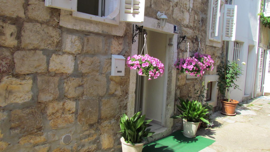 Apartments Senko Trpanj Luaran gambar