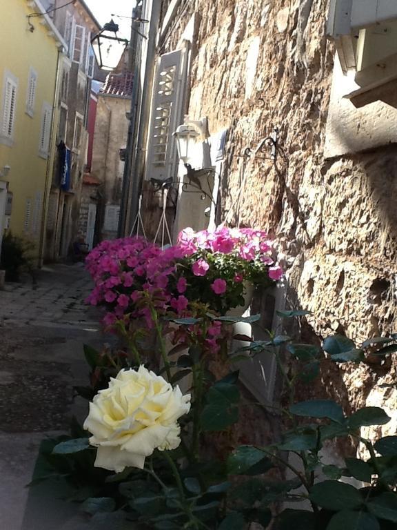 Apartments Senko Trpanj Luaran gambar